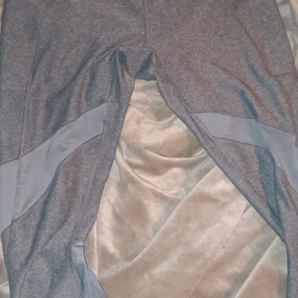 Brand: Active Queens Size:XS Color: Gray